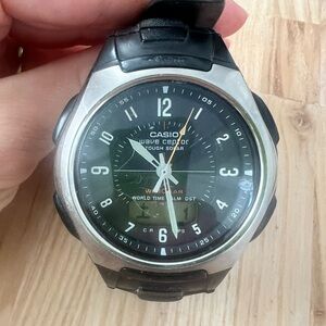 Casio wva-430j wave ceptor tough solar world time silver tone black watch